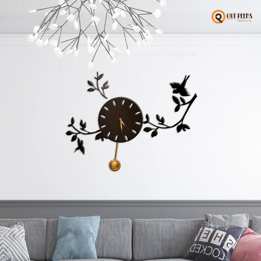 Bird Clock With Pendulum