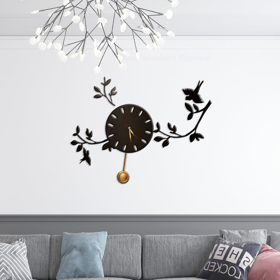 Bird Clock With Pendulum