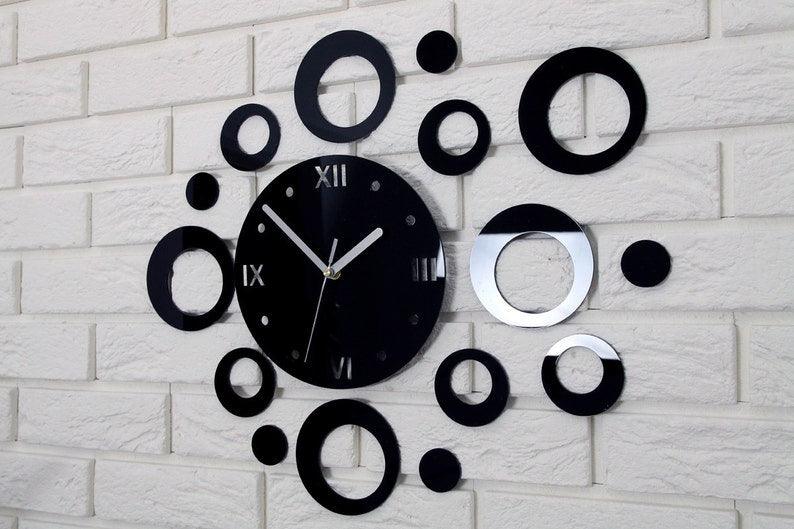 Round Mirror Wall Clock - OUT PEERS